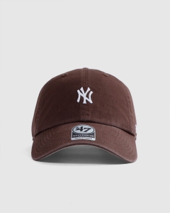 47 Brand New York Yankees Base Runner Clean Up Strapback Brown