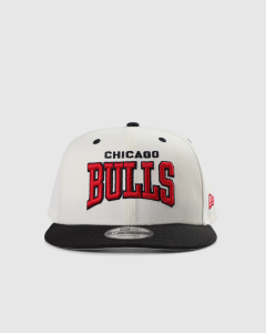 New Era 950 Chrome Pro Arch Collection Chicago Bulls Snapback White/Black