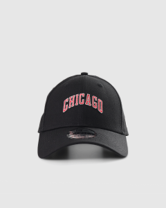 New Era 940 Chicago Bulls OTC Wordmark Cloth Strapback Black/Red