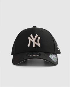 New Era 940CS New York Yankees Black Repreve Collection Strapback Black/Stone