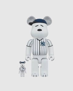 Medicom Toy Be@rbrick Snoopy NY Yankees 100%-400% Collectible Figurine Set