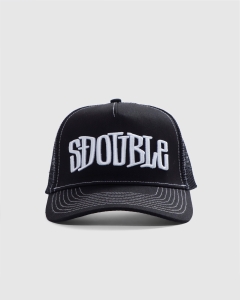 S Double Mid Block Curved Peak Trucker Black