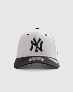 New Era 970 New York Yankees Stone Black Collection Snapback Light Beige