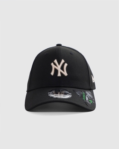 New Era 940CS New York Yankees Repreve Black Oat Collection Strapback