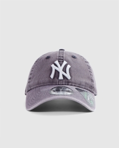 New Era 920CS New York Yankees Snow Washed Strapback Brown