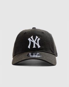 New Era 920 New York Yankees Vintage Canvas Wash Strapback Black