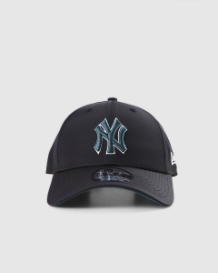 New Era 940CS New York Yankees Prolite Strapback Black/Pine Green