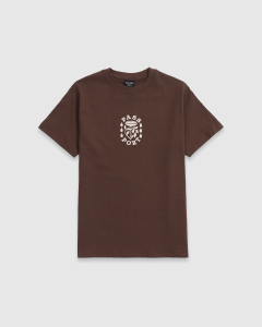 Passport Fountain Embroidery T-Shirt Bark