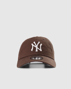 New Era Casual Classic New York Yankees Chain Stitch Strapback Walnut/Ivory