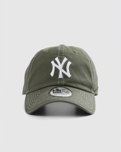 New Era Casual Classic New York Yankees Olive Contrast Collection Strapback New Olive/White
