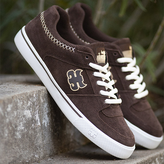 Ipath Footwear